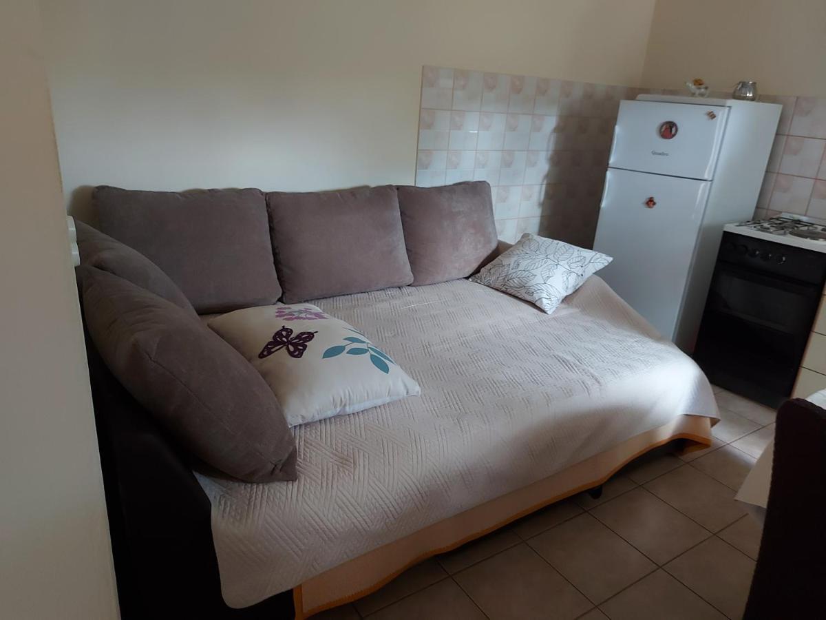 Apartment Nika Шибеник Экстерьер фото